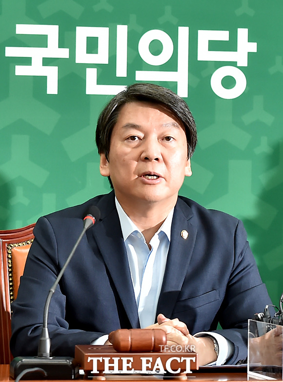 안철수-천정배 대표 동반 사퇴