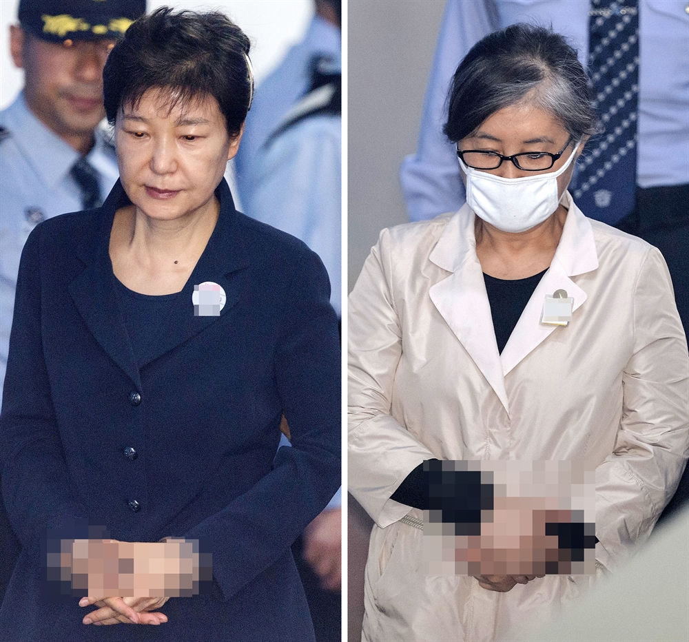 '40년지기' 박근혜-최순실 나란히 법정에