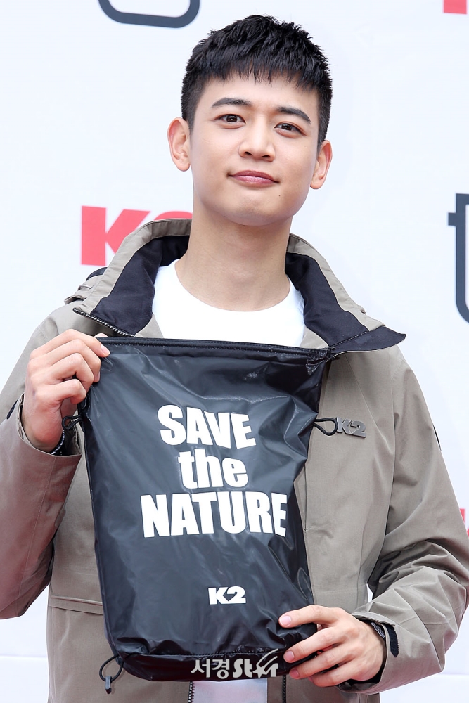 샤이니 최민호와 함께하는 아웃도어 브랜드 K2 'SAVE THE NATURE' 클린백 캠페인 행사