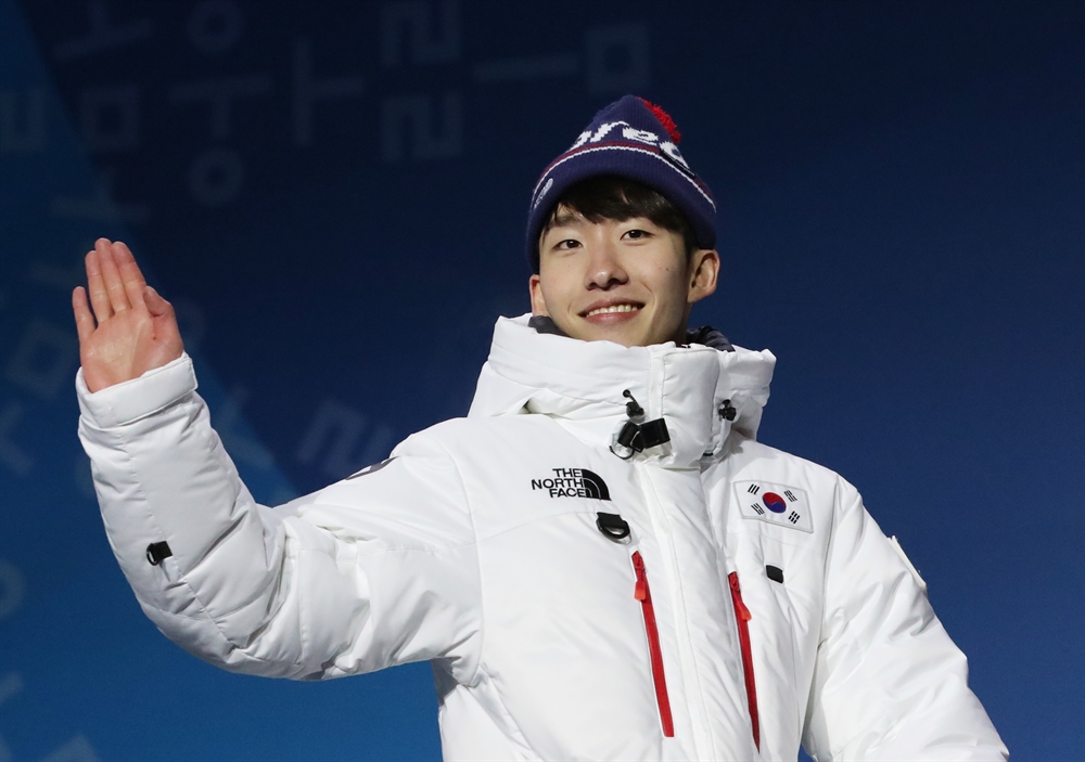 쇼트트랙 男 1500m 금메달 임효준…아쉬운 황대헌