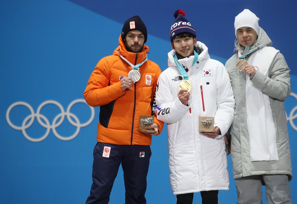 쇼트트랙 男 1500m 금메달 임효준…아쉬운 황대헌