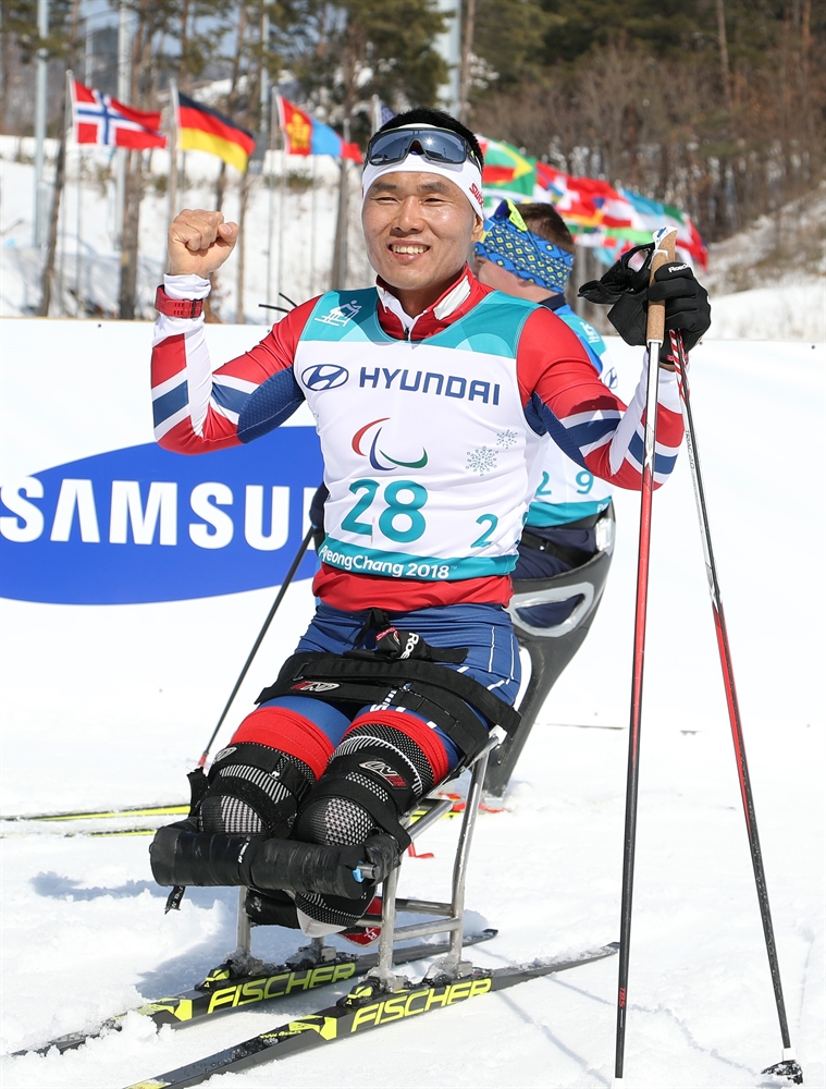 '대한민국 첫 메달' 패럴림픽 신의현의 질주
