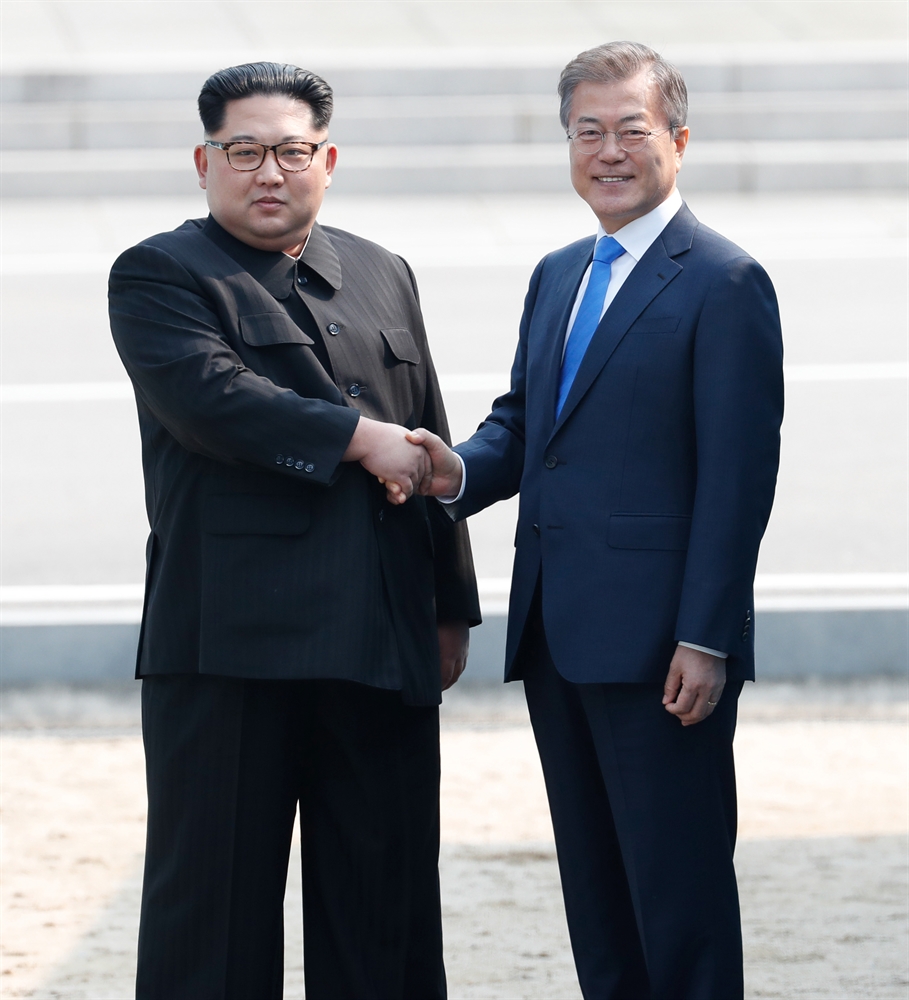2018 남북정상회담, 역사적 만남의 순간들