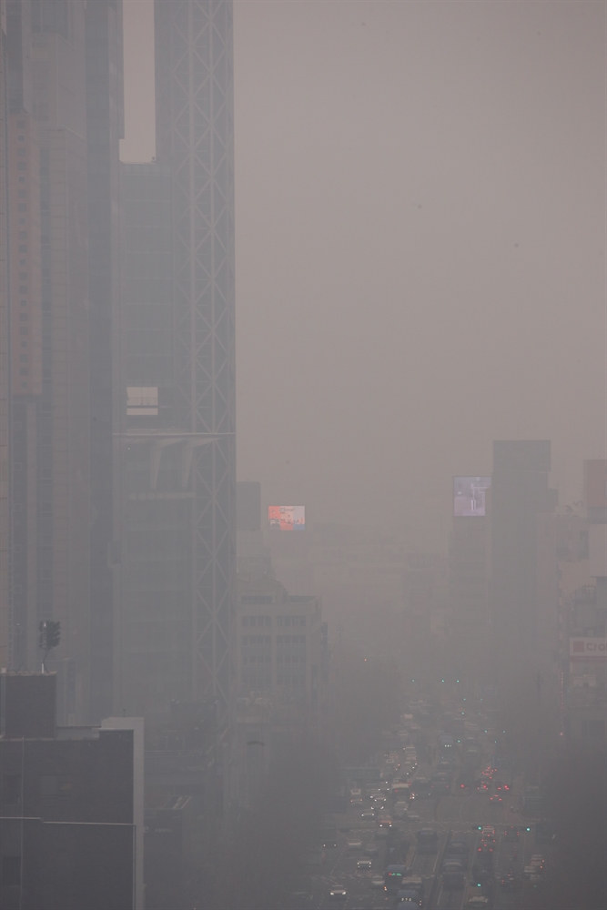 전국 미세먼지 농도 '매우 나쁨'