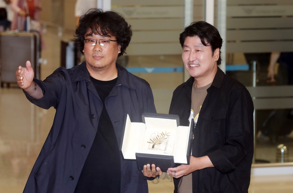 '칸의 남자' 봉준호 감독, 영화 '기생충'으로 황금종려상 수상