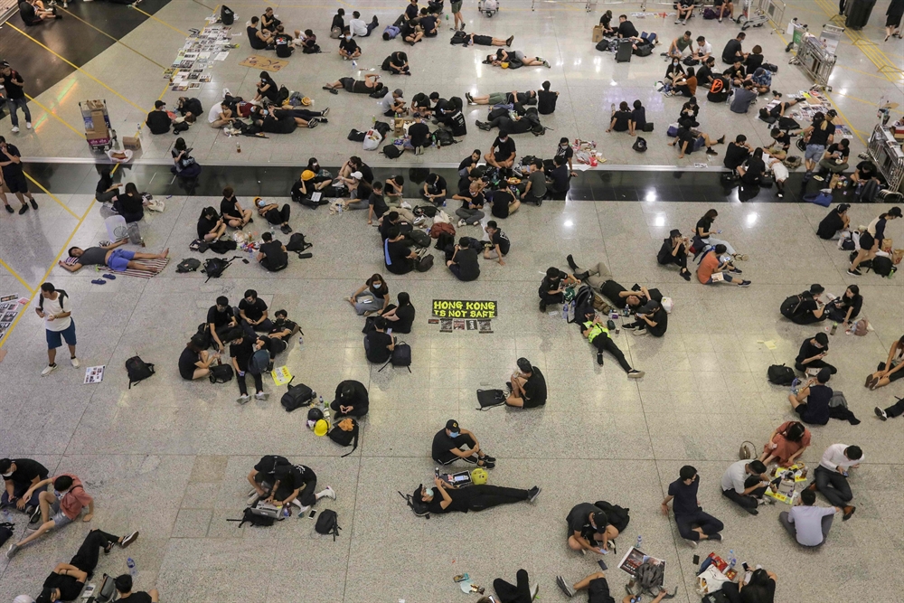 '송환법 반대'...홍콩국제공항 시위 현장