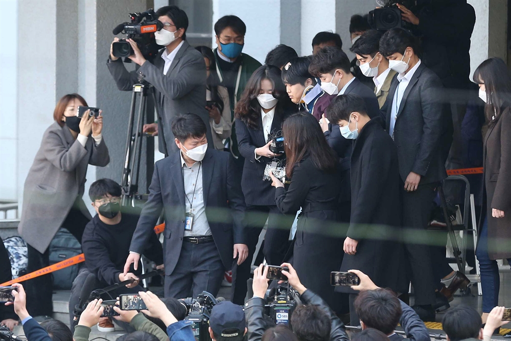 얼굴 드러낸 악마의 첫마디 "악마의 삶 멈춰줘서 감사" 