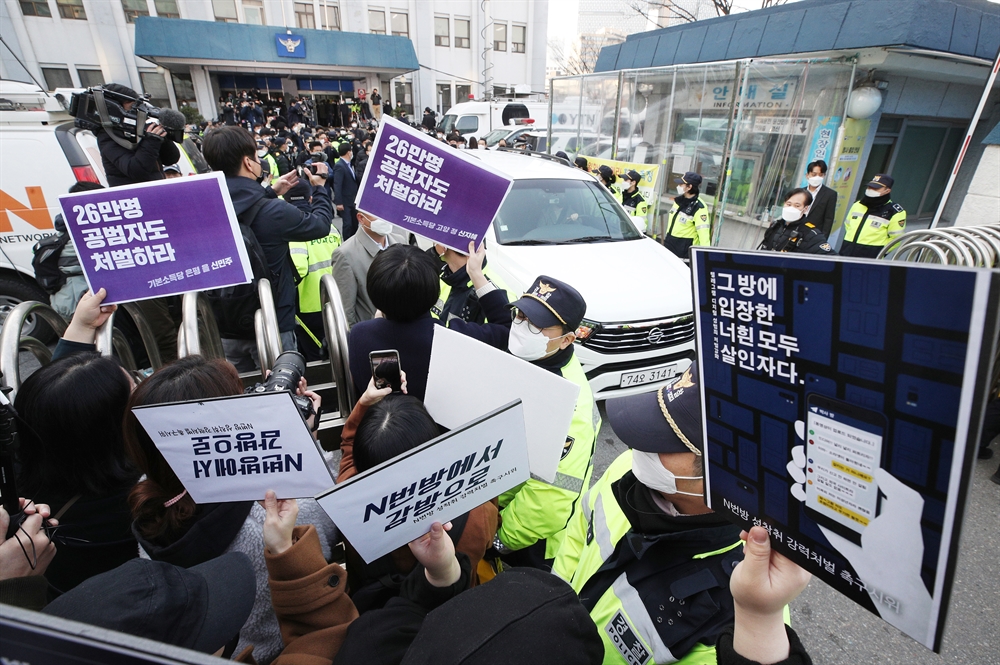 얼굴 드러낸 악마의 첫마디 "악마의 삶 멈춰줘서 감사" 