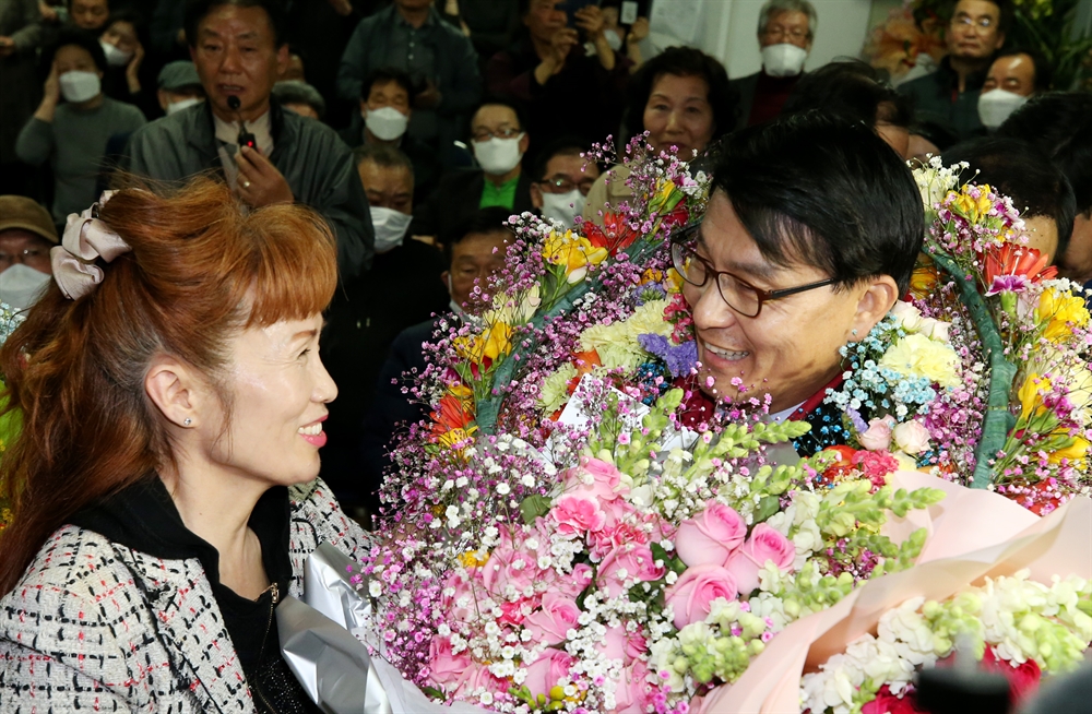 "단 171표차"... 윤상현 '극적 생환'