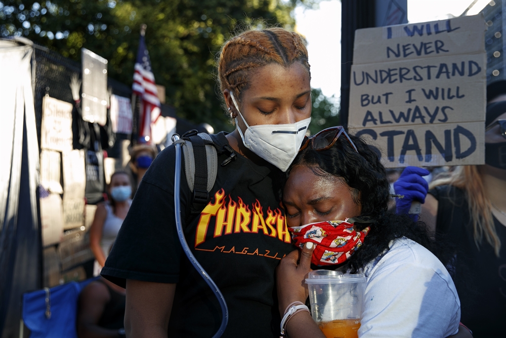 "폭력은 사라지고…"주말 美전역서 평화시위
