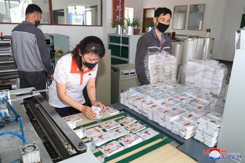 북한, 대남삐라 대량 인쇄 ... 삐라엔 피다 만 담배꽁초까지