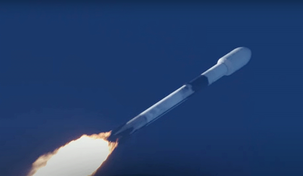 한국 군사전용위성 '아나시스 2호' 발사 성공