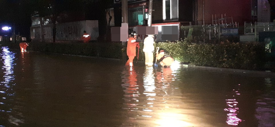 뽑히고 무너지고…태풍 '바비'가 남긴 상흔