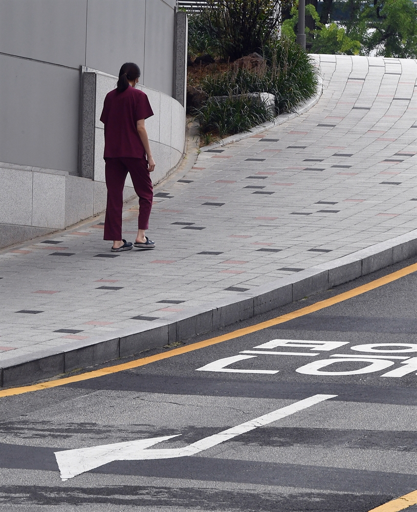 '집단휴진' 전공의, 7일 7시 병원으로 복귀할까