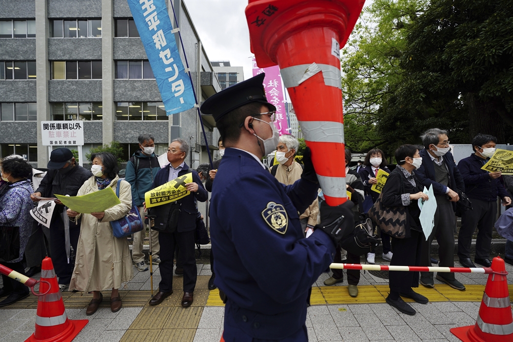 일본도 '방류 반대'